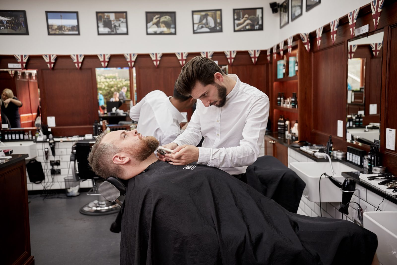 Get the Perfect Men's Haircut at Our Premium Barber Shop