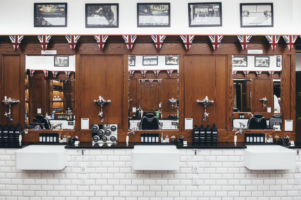 Barber Shop Nyc Midtown Barber Shops Near Me GIF - Barber Shop NYC